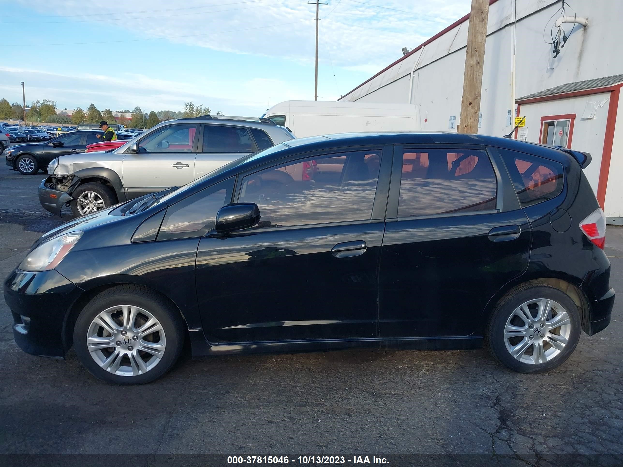 Photo 13 VIN: JHMGE8H4XAC004285 - HONDA FIT 