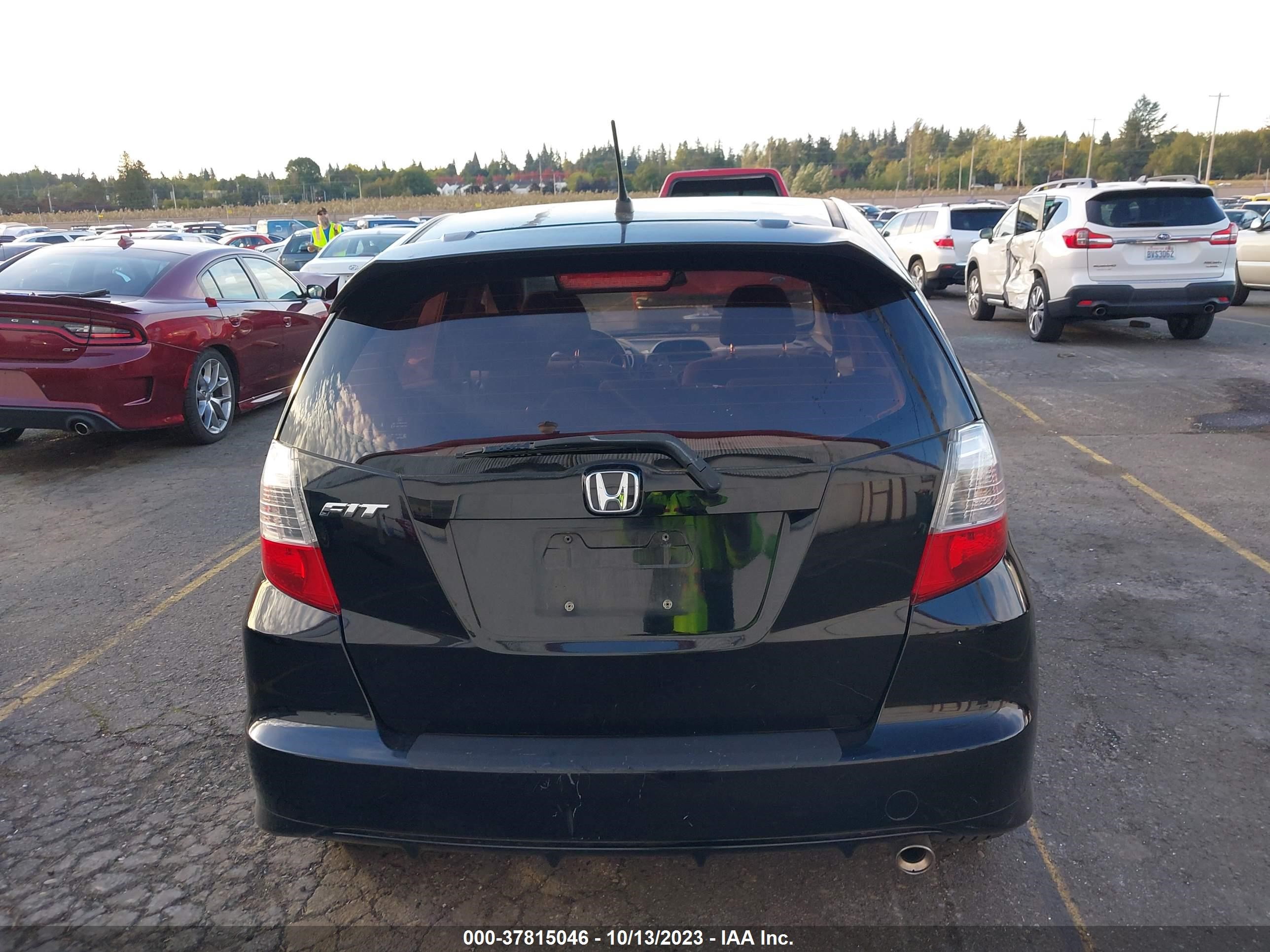 Photo 15 VIN: JHMGE8H4XAC004285 - HONDA FIT 