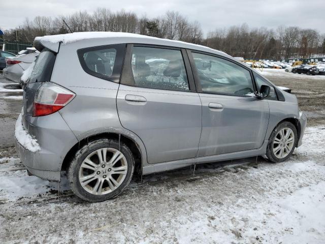 Photo 2 VIN: JHMGE8H4XAC013052 - HONDA FIT 