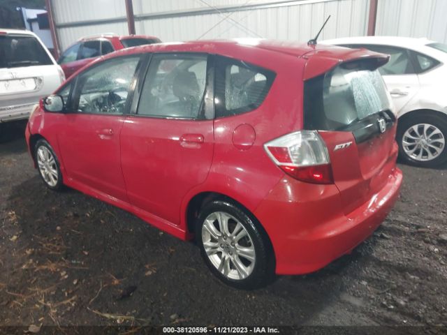 Photo 2 VIN: JHMGE8H4XAC015500 - HONDA FIT 