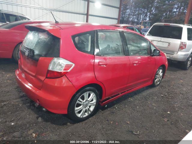 Photo 3 VIN: JHMGE8H4XAC015500 - HONDA FIT 