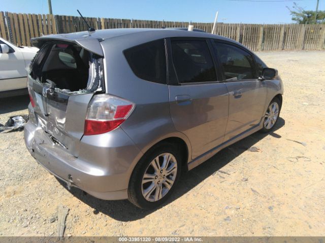 Photo 3 VIN: JHMGE8H4XAS009380 - HONDA FIT 