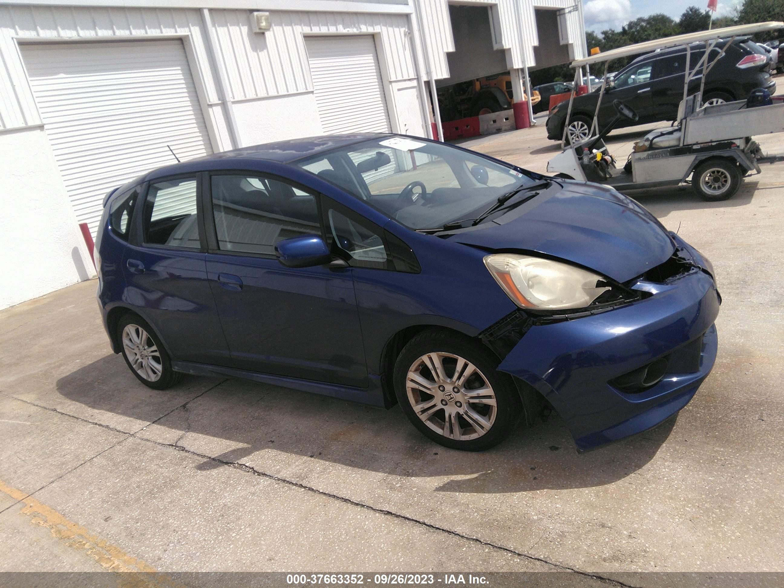 Photo 12 VIN: JHMGE8H4XAS018712 - HONDA FIT 