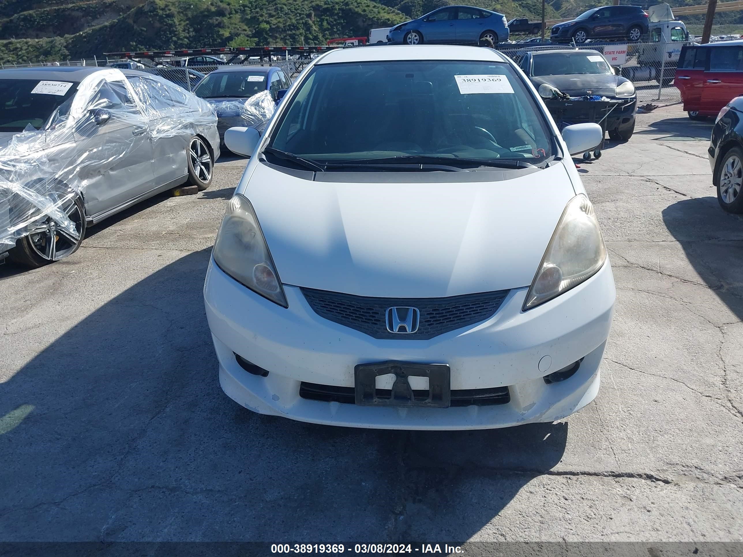 Photo 11 VIN: JHMGE8H50BC004256 - HONDA FIT 