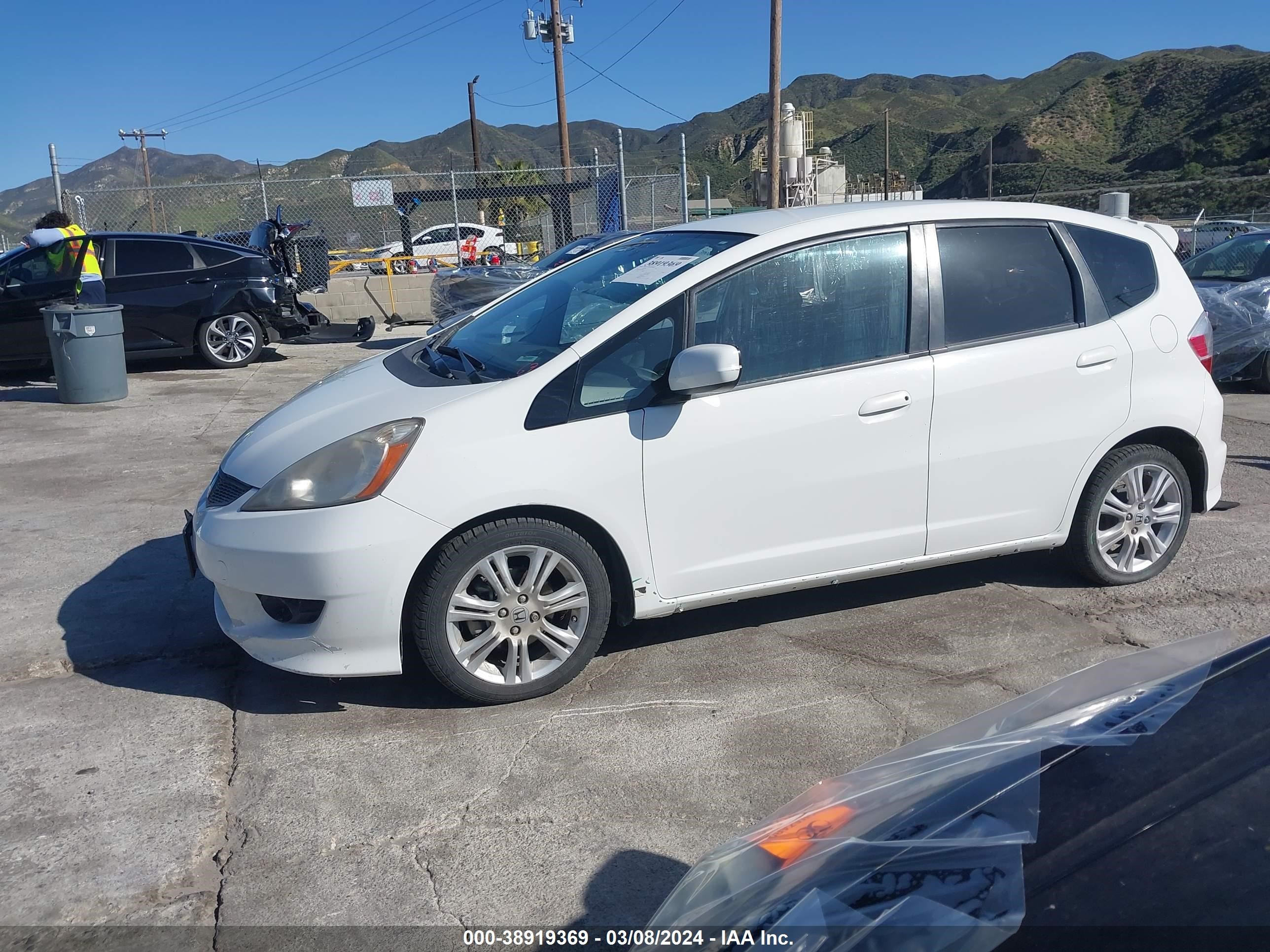 Photo 13 VIN: JHMGE8H50BC004256 - HONDA FIT 