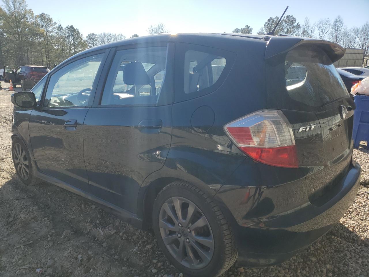 Photo 1 VIN: JHMGE8H50CC012245 - HONDA FIT 