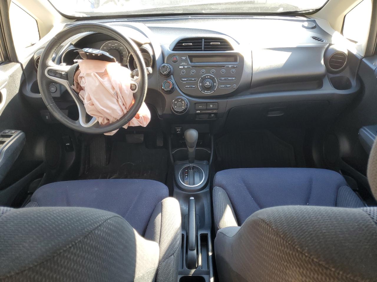 Photo 7 VIN: JHMGE8H50CC012245 - HONDA FIT 