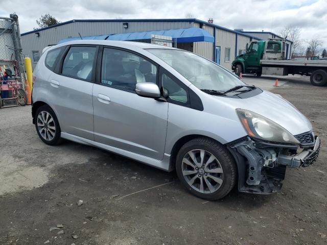 Photo 3 VIN: JHMGE8H50CC038229 - HONDA FIT 