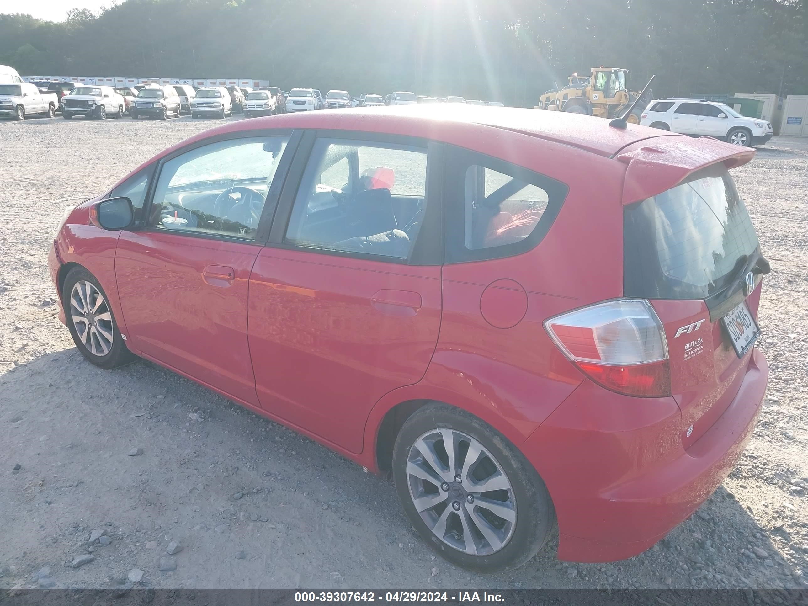 Photo 2 VIN: JHMGE8H50DC026518 - HONDA FIT 