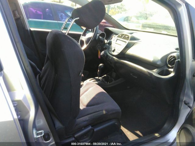 Photo 4 VIN: JHMGE8H51CC002470 - HONDA FIT 