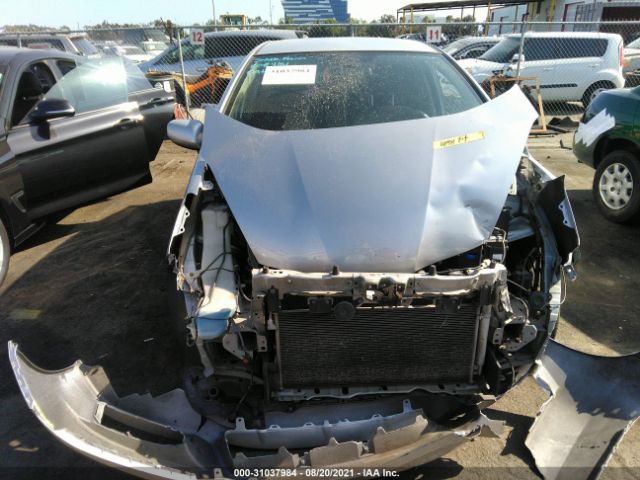 Photo 5 VIN: JHMGE8H51CC002470 - HONDA FIT 