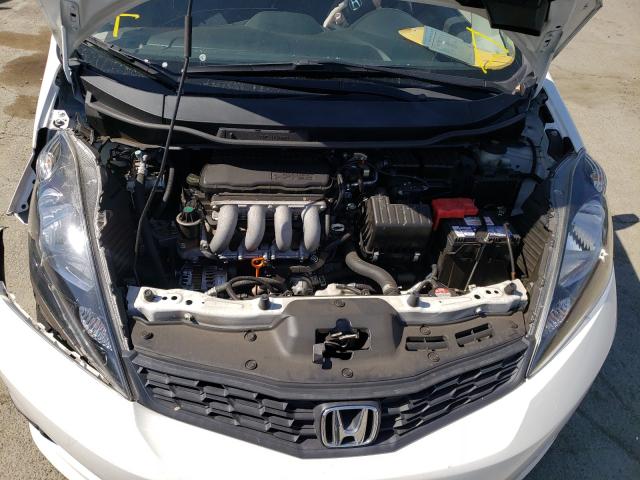 Photo 6 VIN: JHMGE8H51DC048138 - HONDA FIT SPORT 