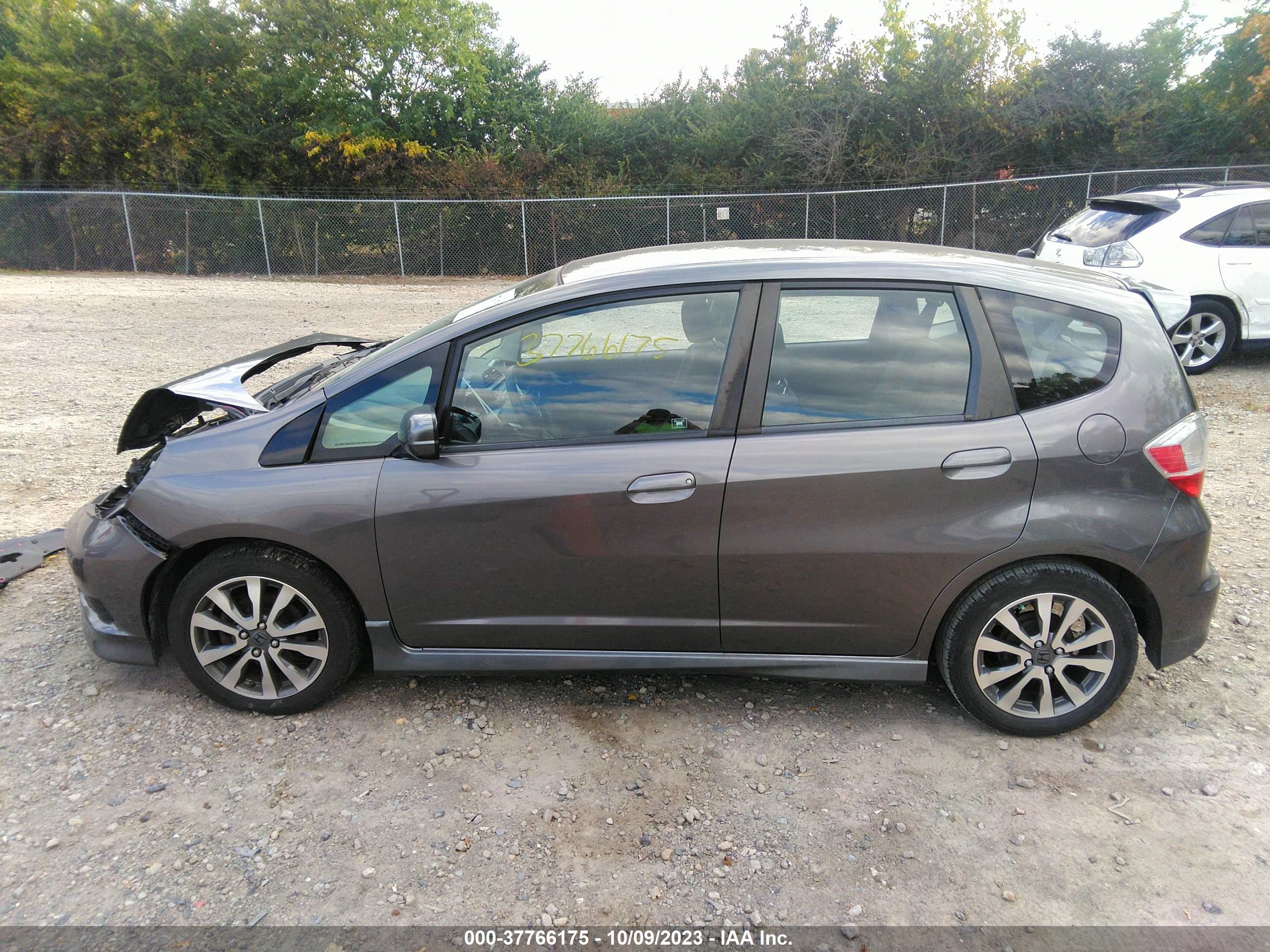 Photo 14 VIN: JHMGE8H51DC062881 - HONDA FIT 