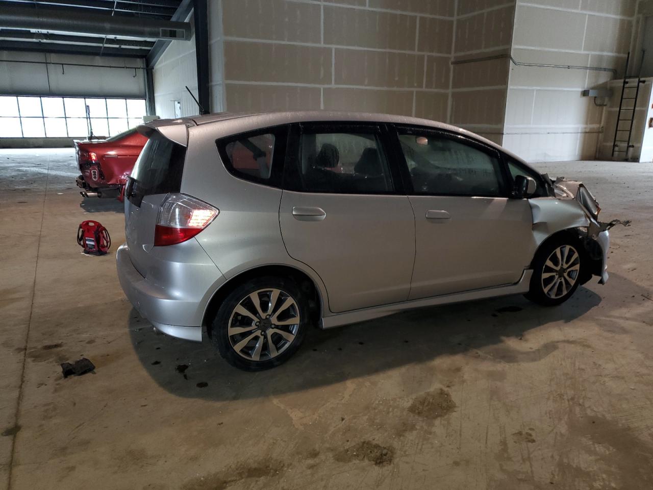 Photo 2 VIN: JHMGE8H52DC011017 - HONDA FIT 