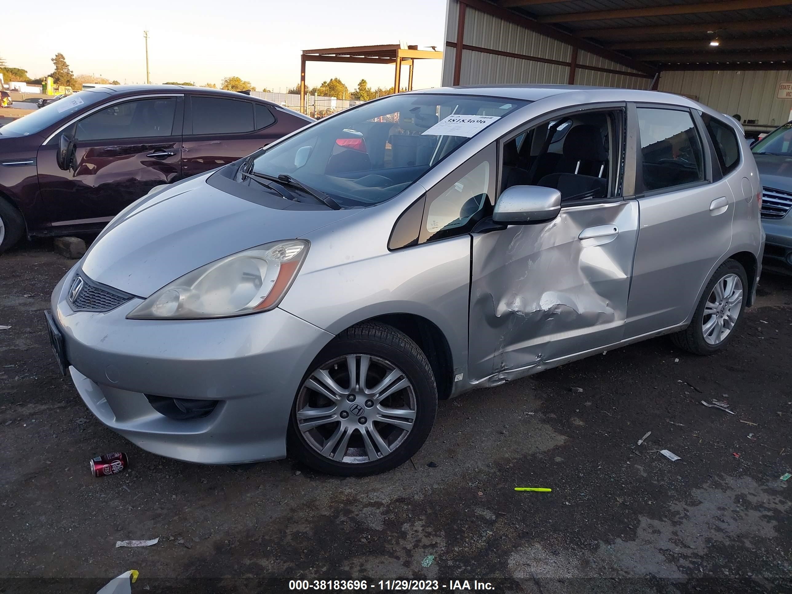 Photo 1 VIN: JHMGE8H53BC011203 - HONDA FIT 