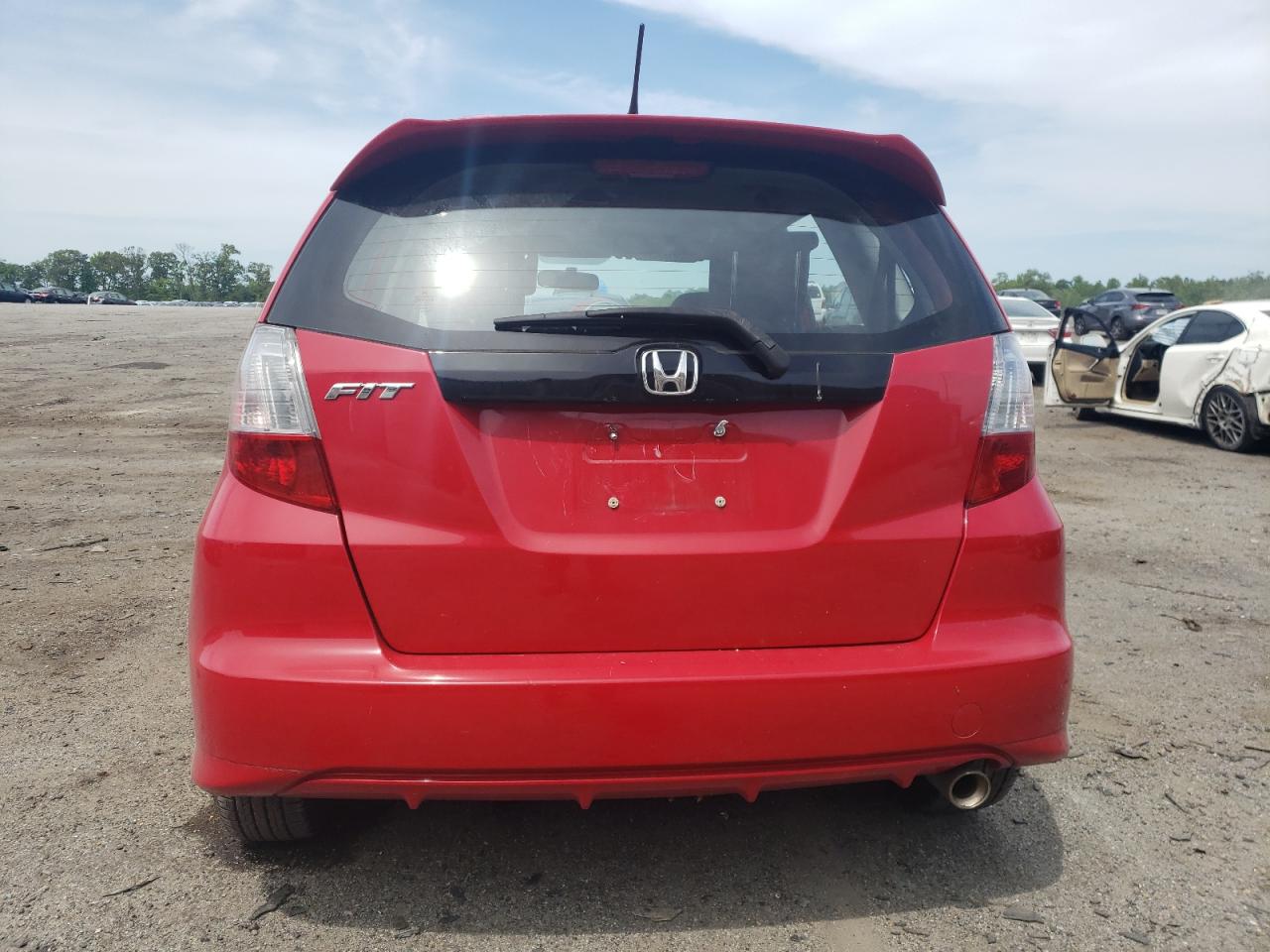 Photo 5 VIN: JHMGE8H53DC031745 - HONDA FIT 