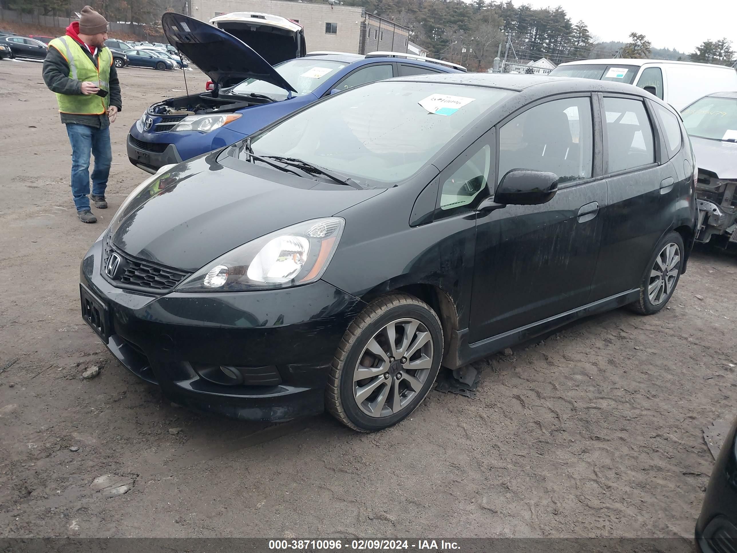 Photo 1 VIN: JHMGE8H53DC050862 - HONDA FIT 