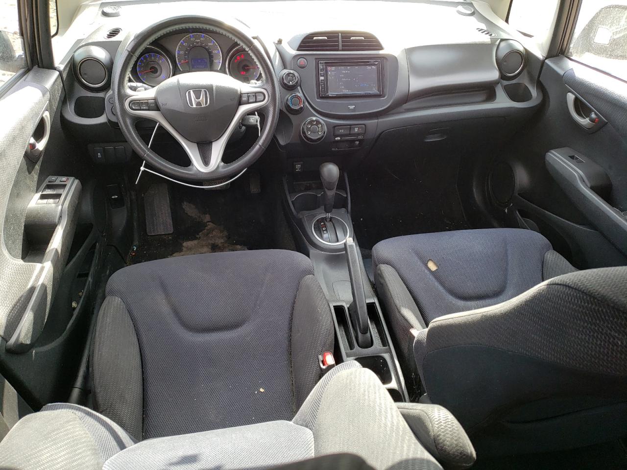 Photo 7 VIN: JHMGE8H53DC057066 - HONDA FIT 