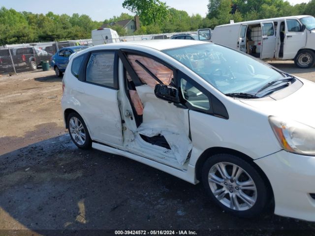 Photo 5 VIN: JHMGE8H55BS003271 - HONDA FIT 