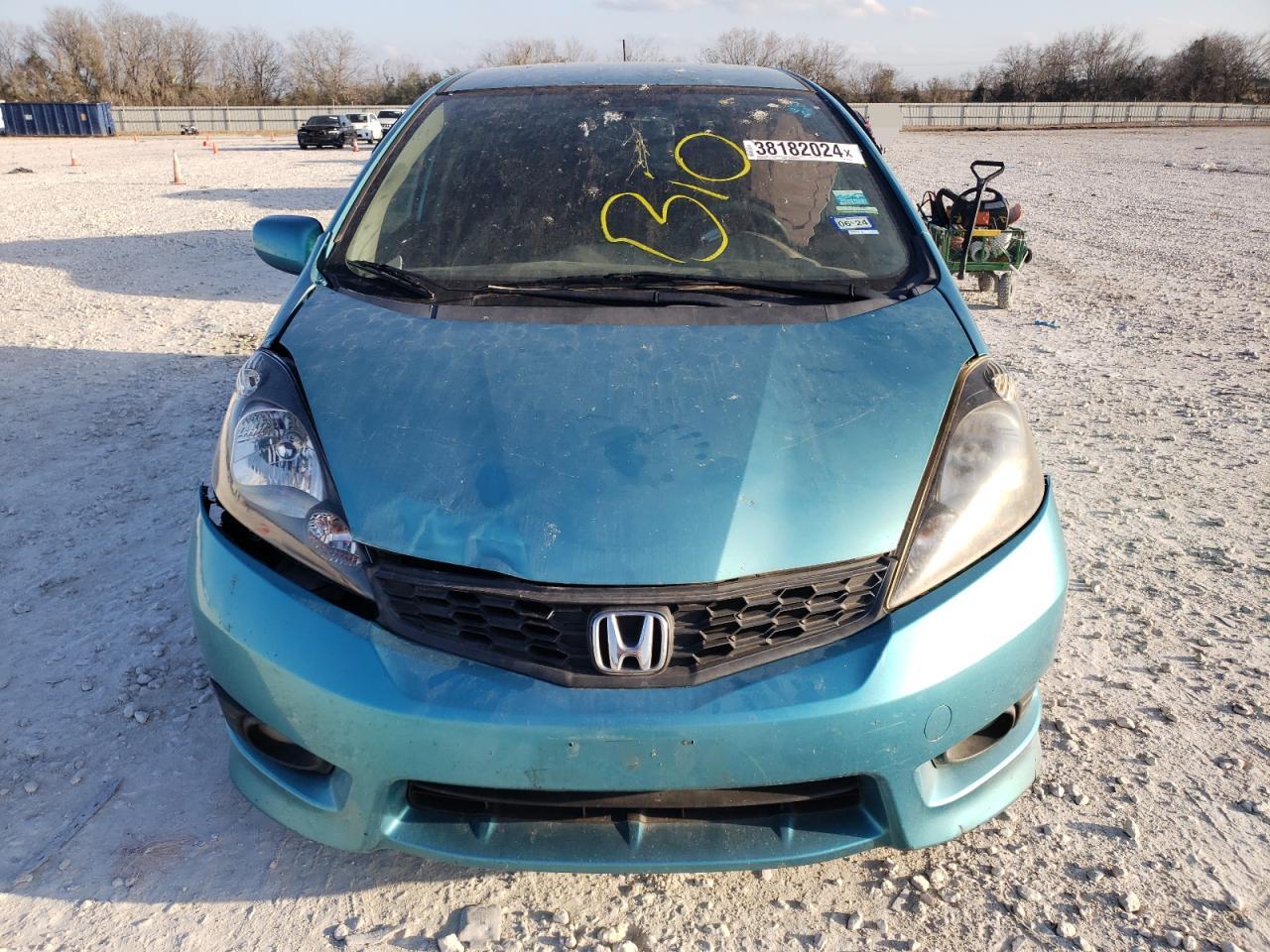 Photo 4 VIN: JHMGE8H56DC021355 - HONDA FIT 