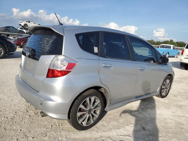 Photo 2 VIN: JHMGE8H56DC028967 - HONDA FIT SPORT 