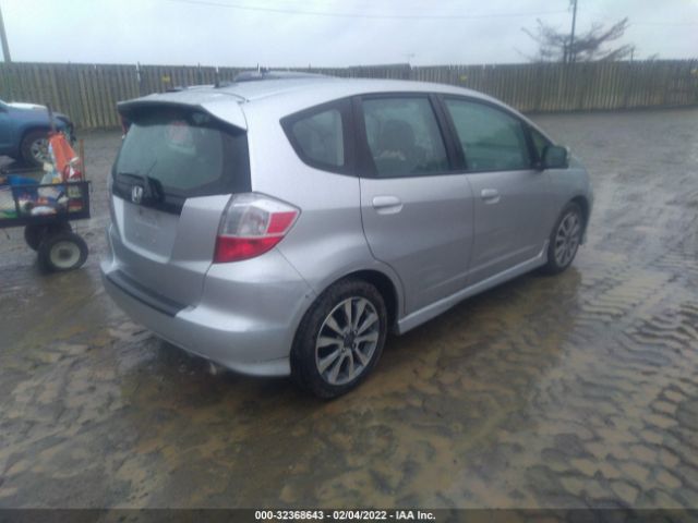 Photo 3 VIN: JHMGE8H56DC046403 - HONDA FIT 