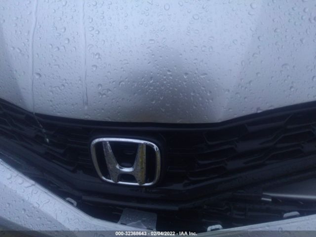 Photo 9 VIN: JHMGE8H56DC046403 - HONDA FIT 