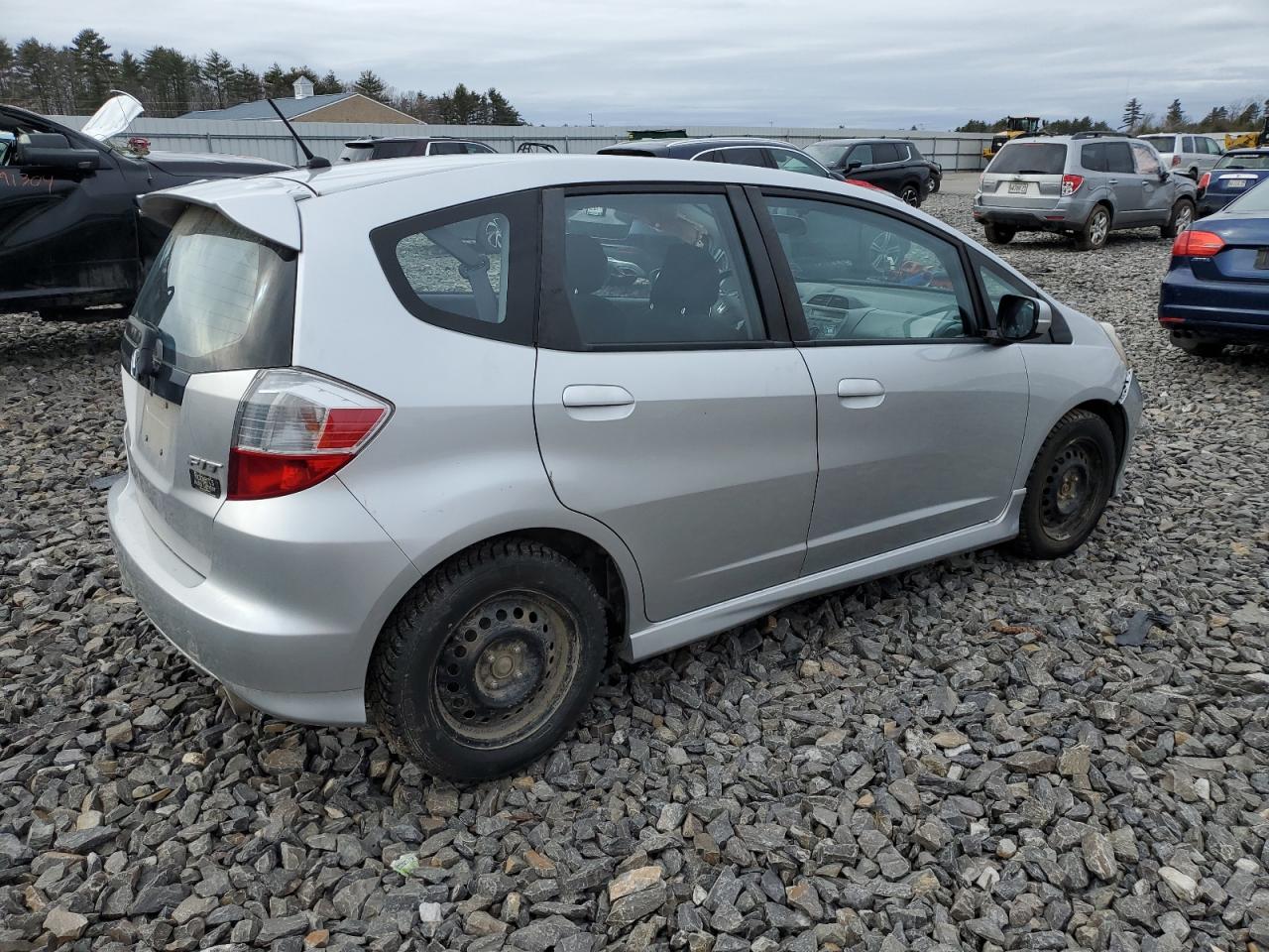 Photo 2 VIN: JHMGE8H57BC017036 - HONDA FIT 