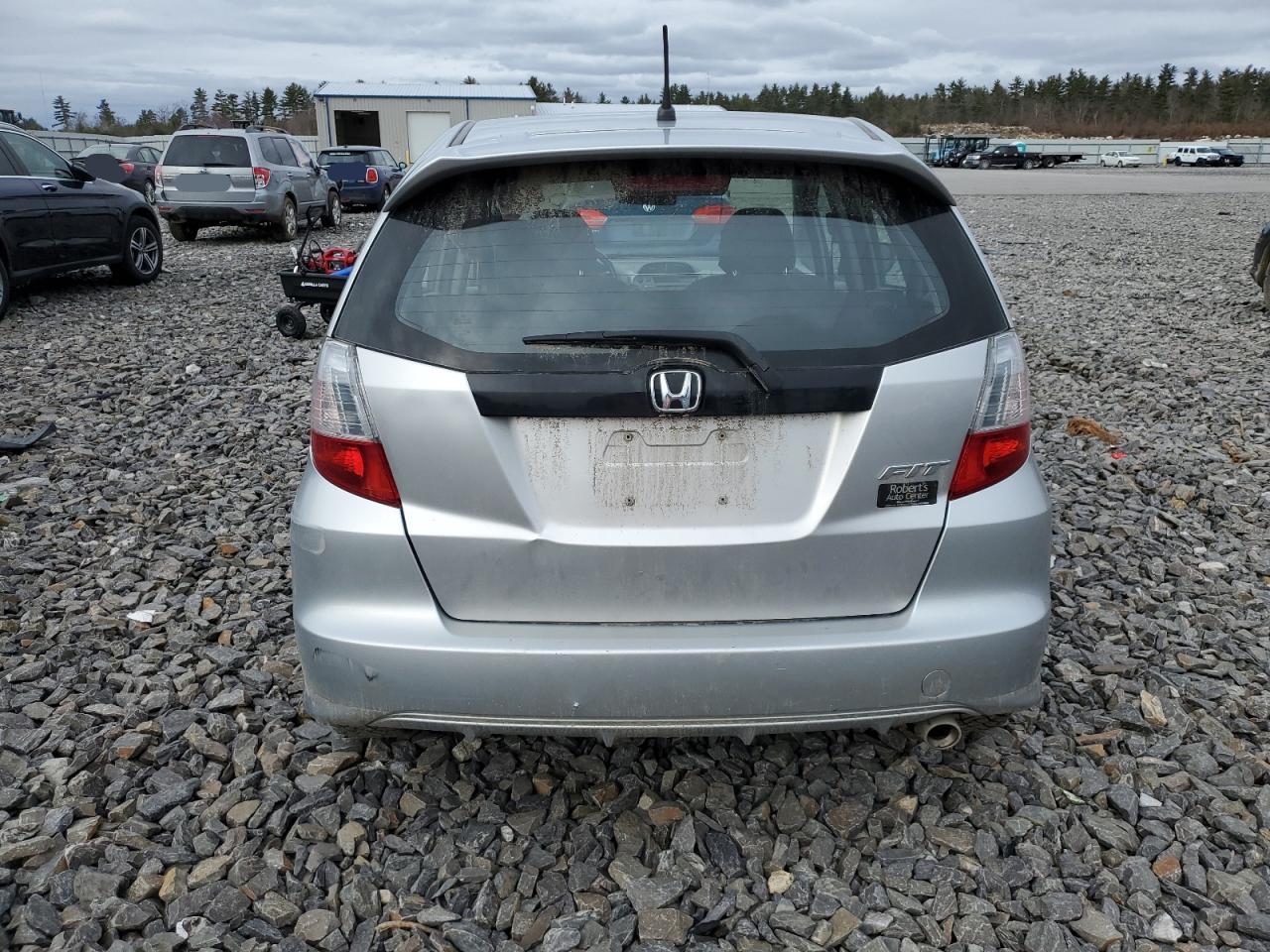 Photo 5 VIN: JHMGE8H57BC017036 - HONDA FIT 