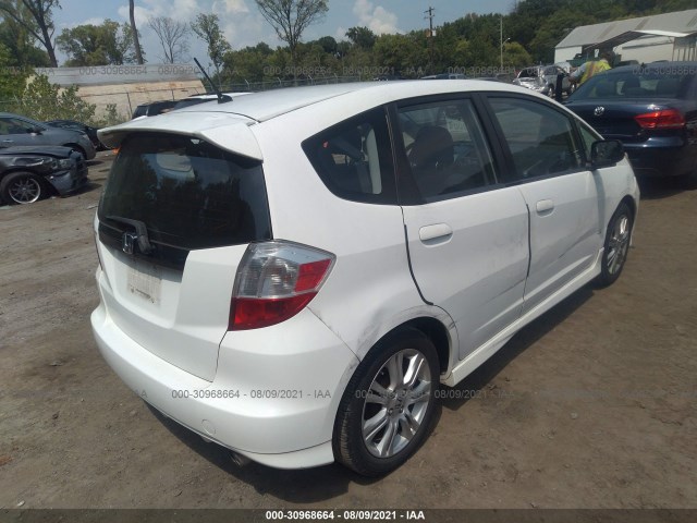 Photo 3 VIN: JHMGE8H57BC027128 - HONDA FIT 