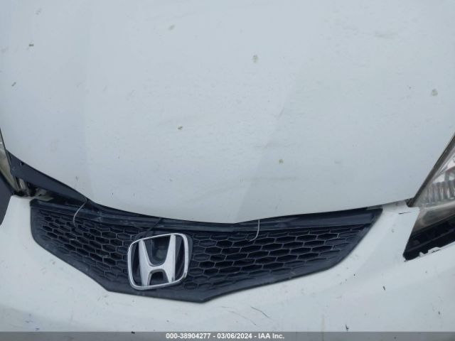 Photo 9 VIN: JHMGE8H57BS004809 - HONDA FIT 