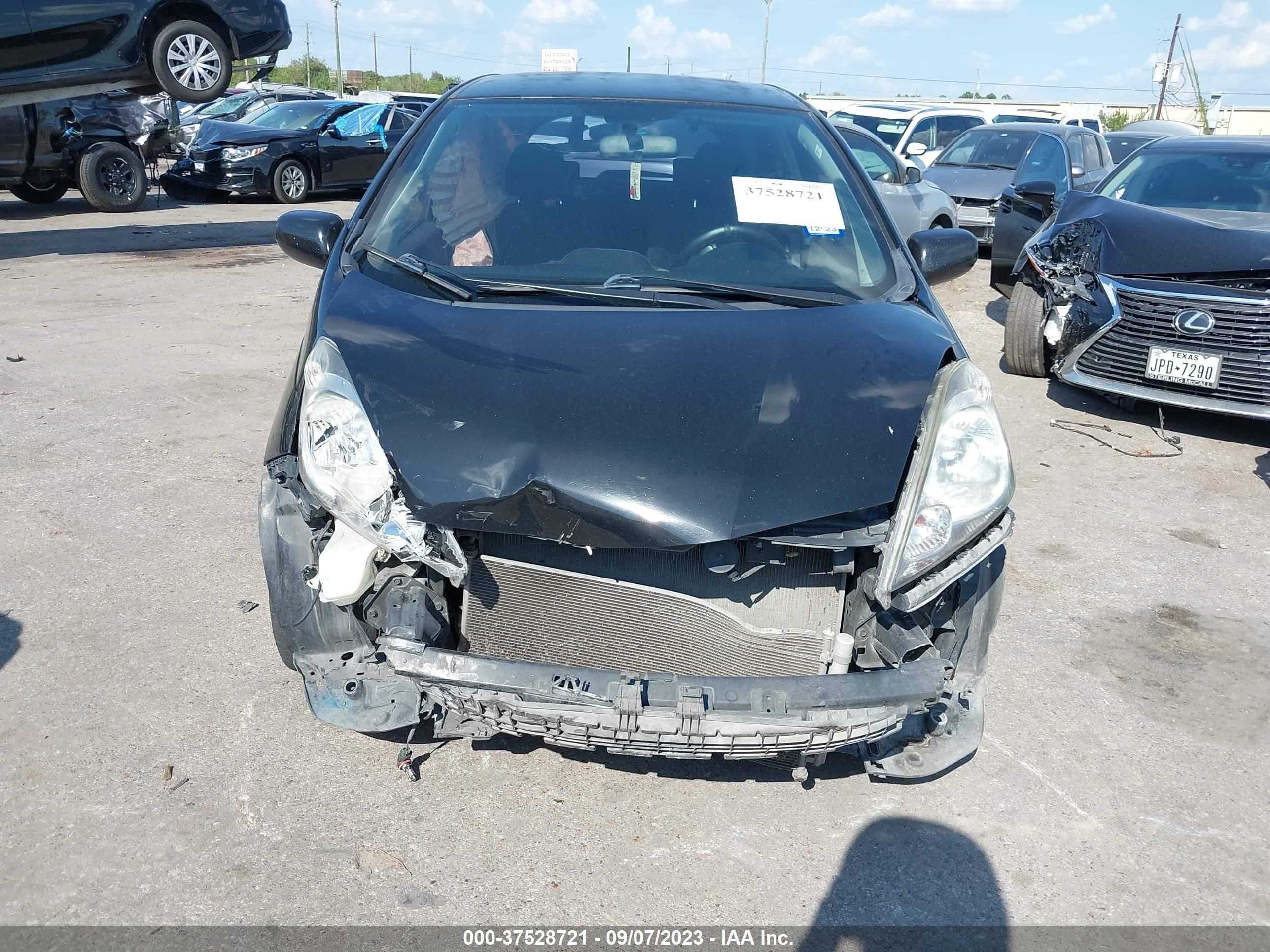 Photo 5 VIN: JHMGE8H58BS006519 - HONDA FIT 