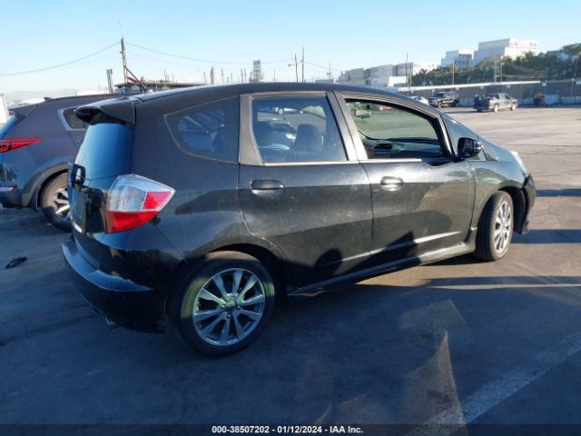 Photo 3 VIN: JHMGE8H58CC002353 - HONDA FIT 