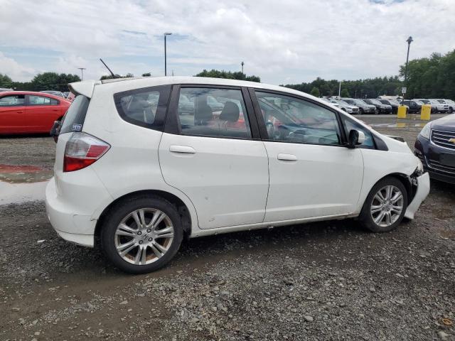 Photo 2 VIN: JHMGE8H59BS003709 - HONDA FIT SPORT 