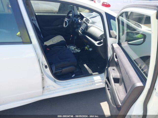 Photo 4 VIN: JHMGE8H59CC000613 - HONDA FIT 