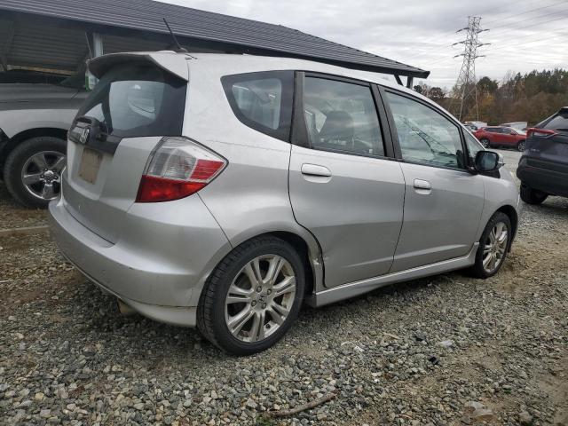 Photo 2 VIN: JHMGE8H5XBC002966 - HONDA FIT SPORT 