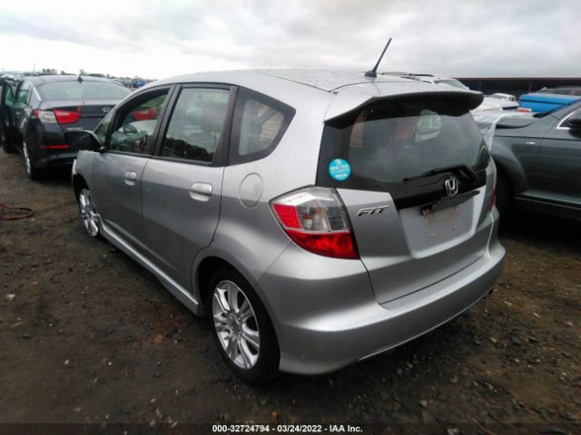 Photo 2 VIN: JHMGE8H5XBC027611 - HONDA FIT 