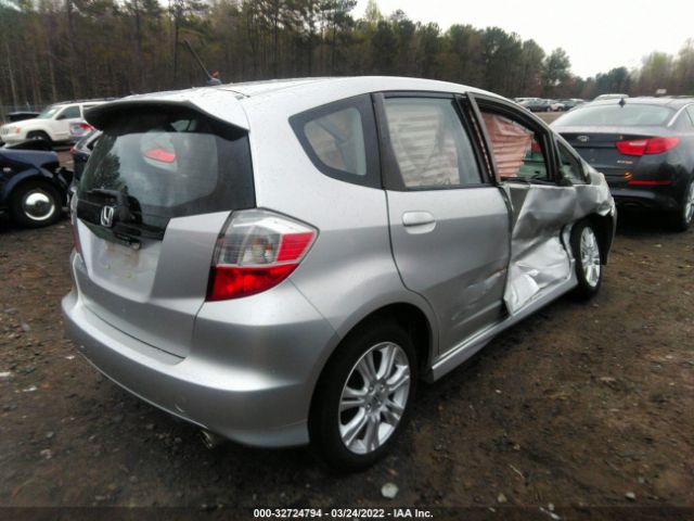 Photo 3 VIN: JHMGE8H5XBC027611 - HONDA FIT 