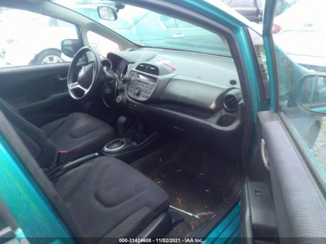 Photo 4 VIN: JHMGE8H5XCC027318 - HONDA FIT 