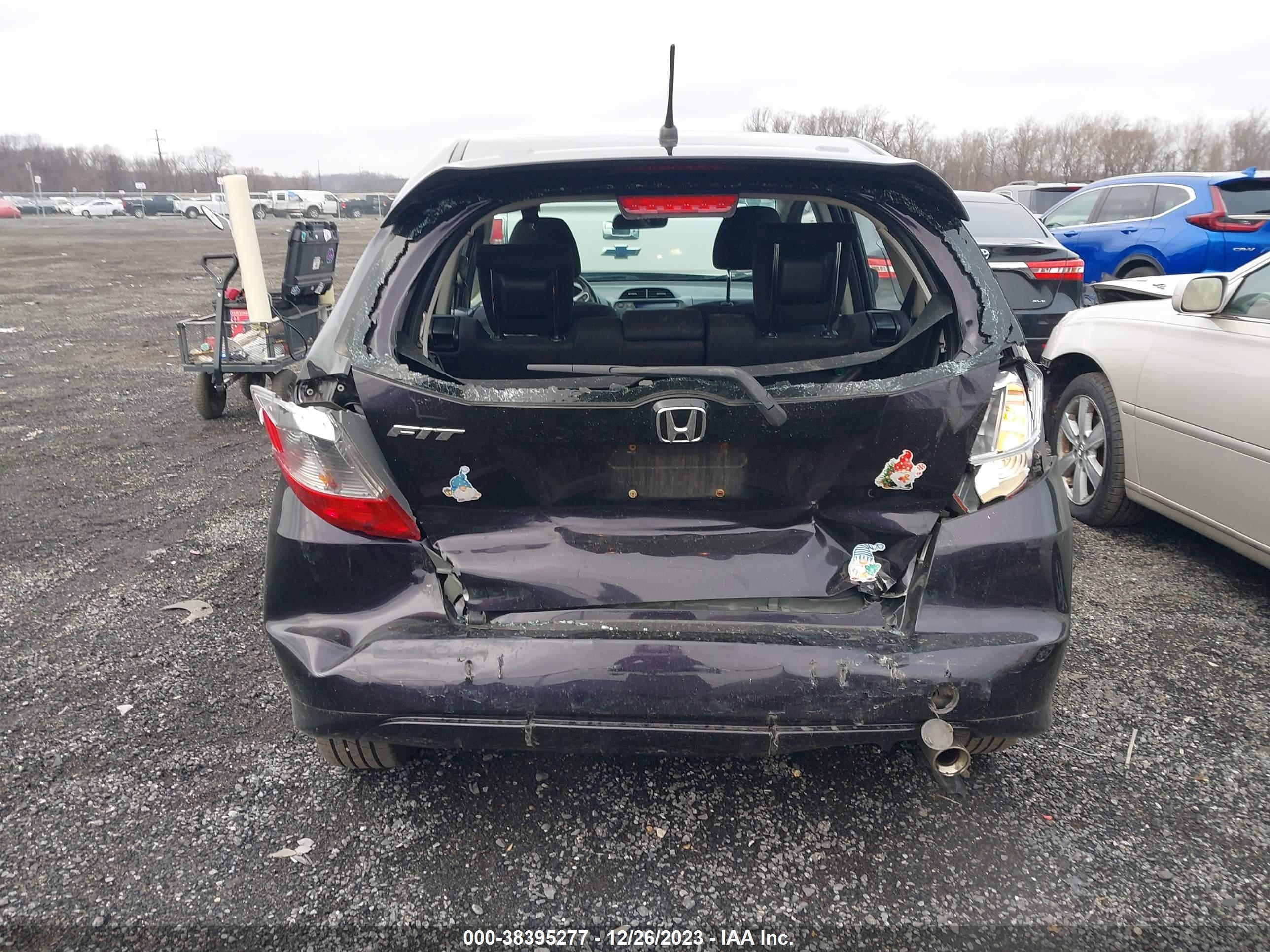 Photo 16 VIN: JHMGE8H5XDC059039 - HONDA FIT 