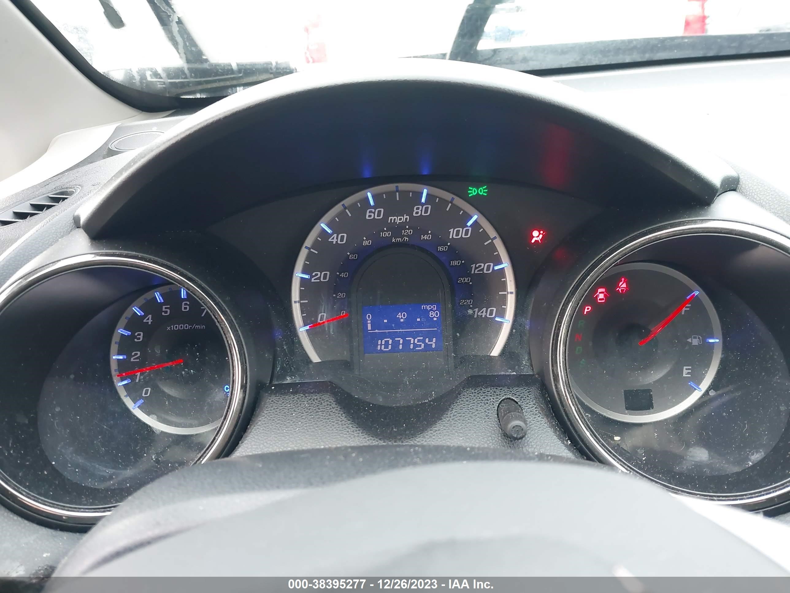 Photo 6 VIN: JHMGE8H5XDC059039 - HONDA FIT 