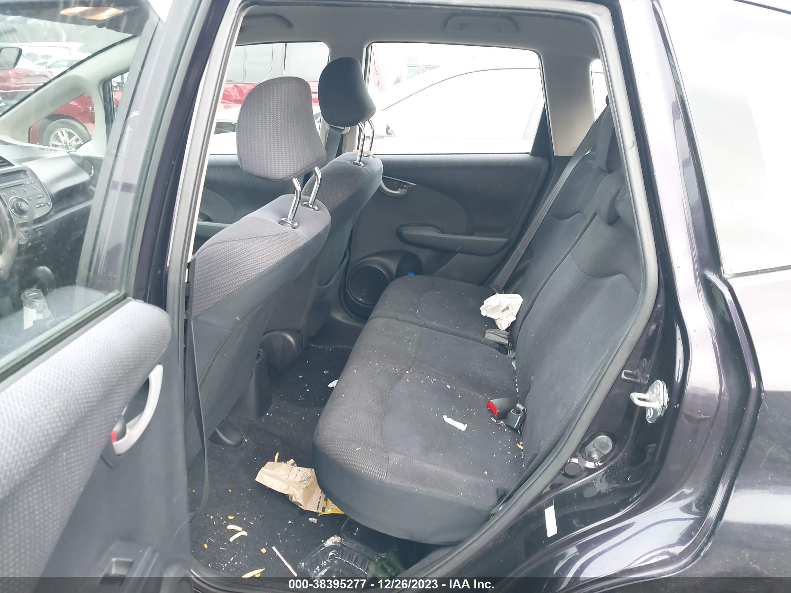 Photo 7 VIN: JHMGE8H5XDC059039 - HONDA FIT 