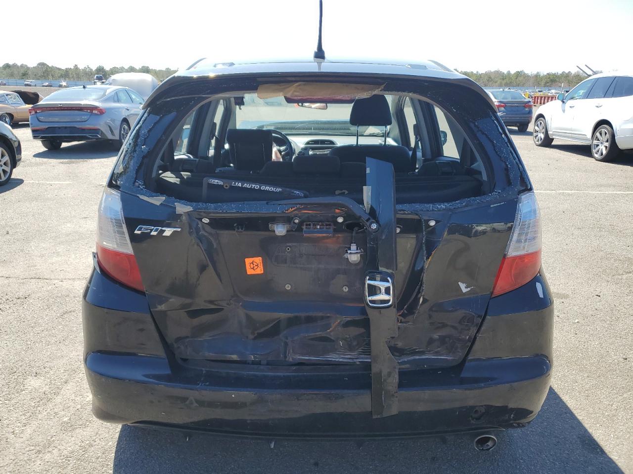 Photo 5 VIN: JHMGE8H60BC003827 - HONDA FIT 