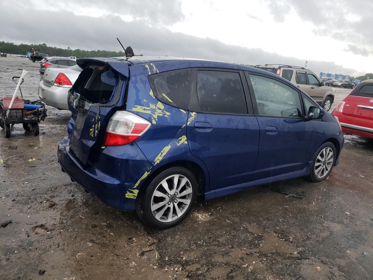 Photo 2 VIN: JHMGE8H61CC010660 - HONDA FIT 