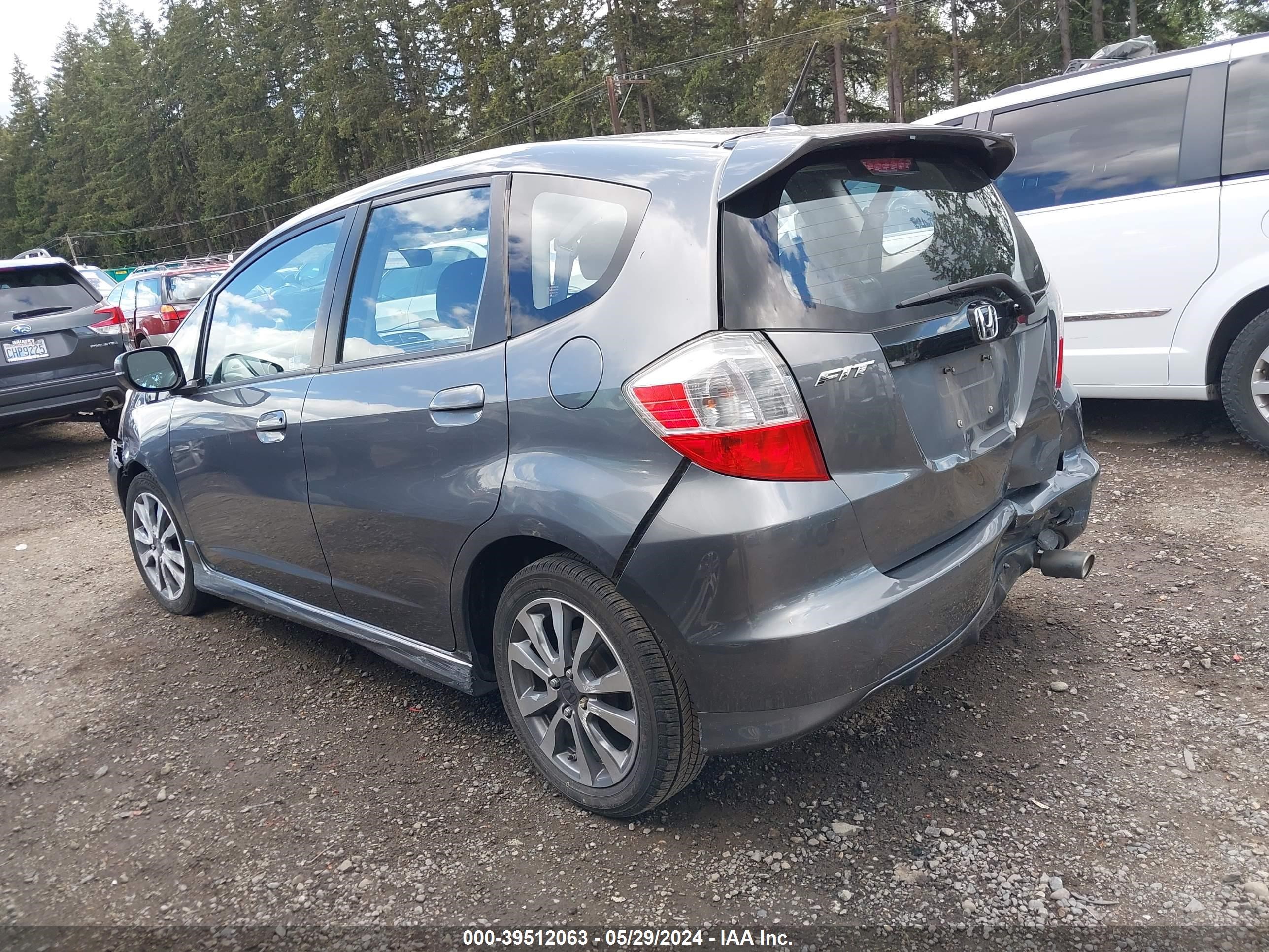 Photo 2 VIN: JHMGE8H61CC028091 - HONDA FIT 