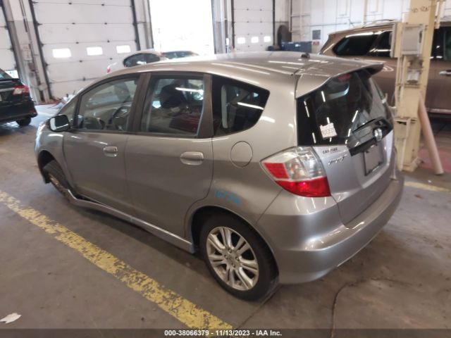 Photo 2 VIN: JHMGE8H62AS024537 - HONDA FIT 