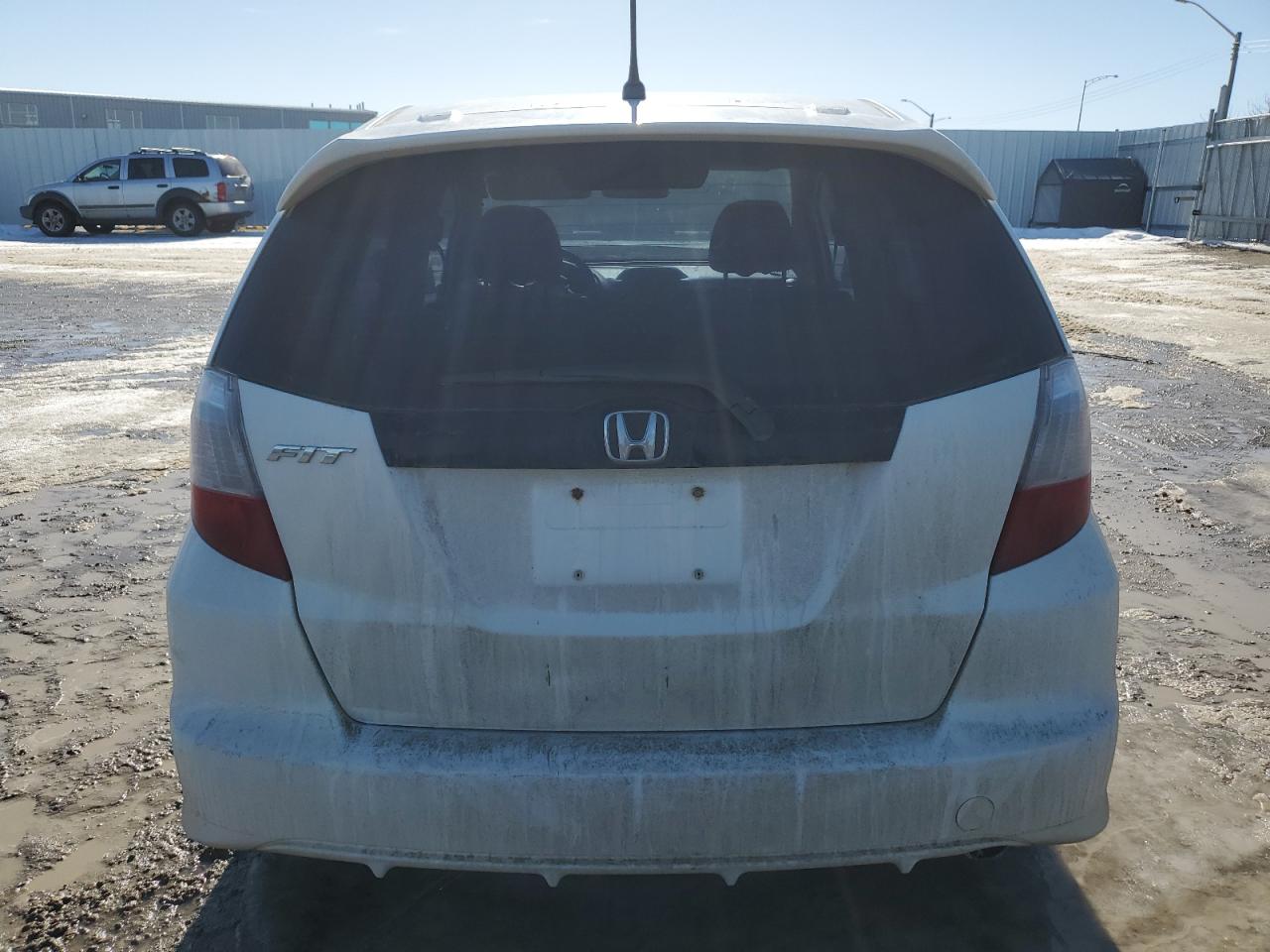 Photo 5 VIN: JHMGE8H73BC802638 - HONDA FIT 