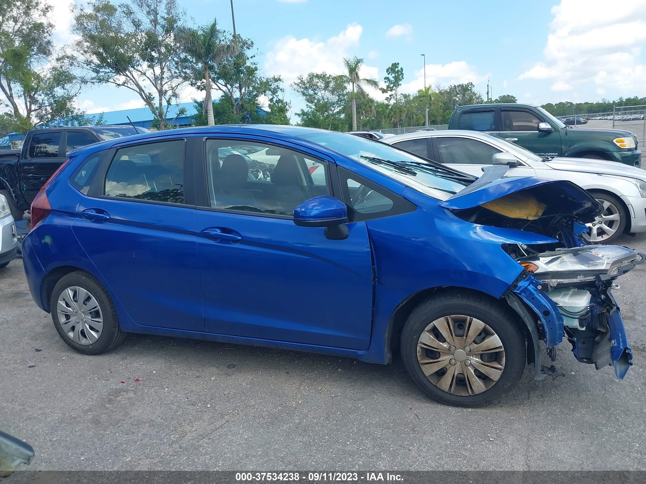 Photo 12 VIN: JHMGK5H51GS012127 - HONDA FIT 