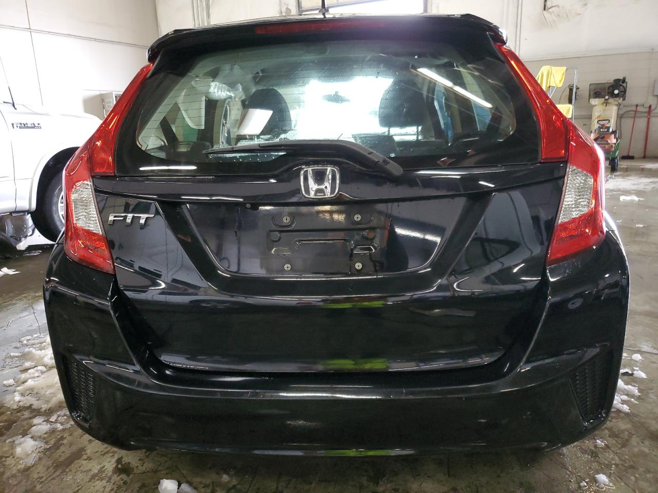 Photo 5 VIN: JHMGK5H51GS014749 - HONDA FIT 