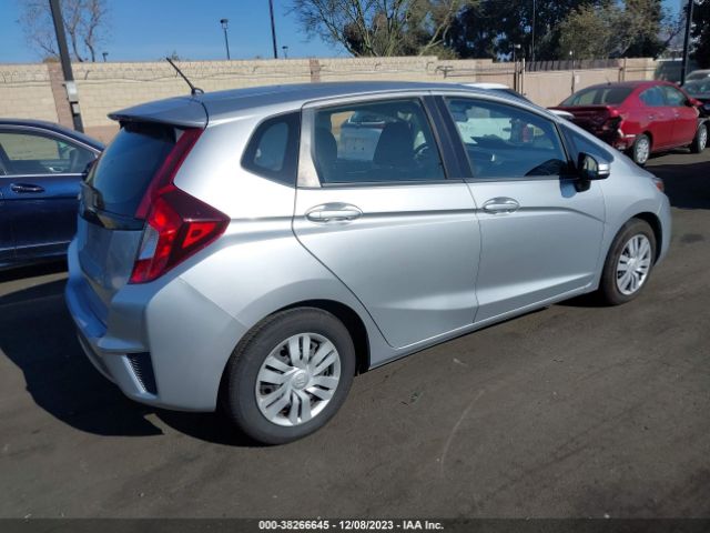 Photo 3 VIN: JHMGK5H51GX014074 - HONDA FIT 